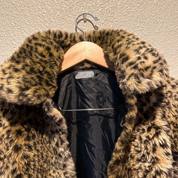 OshKosh B'Gosh Leopard Print Faux Fur Jacket Size 6 - Picture 9 of 11